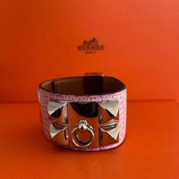 HERMES
Shiny Alligator Collier De Chien CDC Bracelet T2 5P Pink - Picture 4 of 9